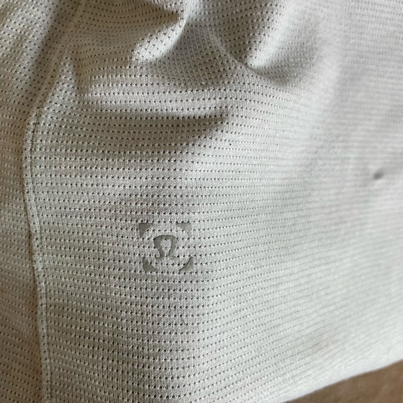 Lululemon Grey Men's Tank Top Size Medium - Picture 4 of 8